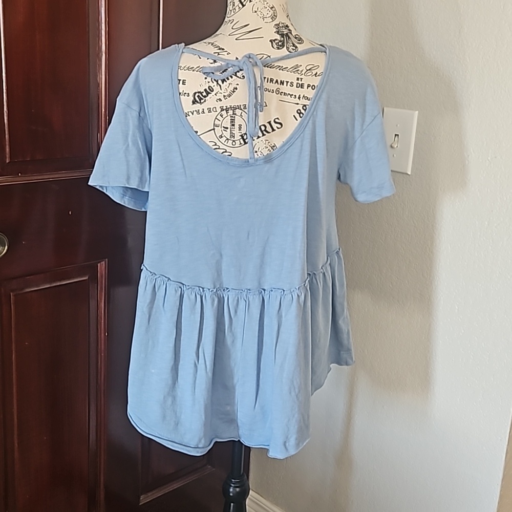 Oversized Ruffled T Shirt Size Small - Picture 2 of 3